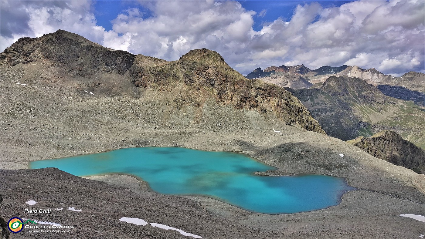 45 Lej Lagrev (2719 m) visto dalla forcella (2797 m)- foto Gabriele.jpg